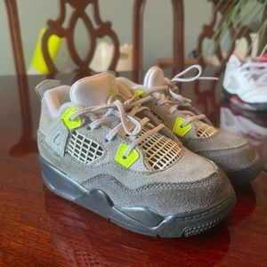 Jordan 4s 8C “Neon 95”